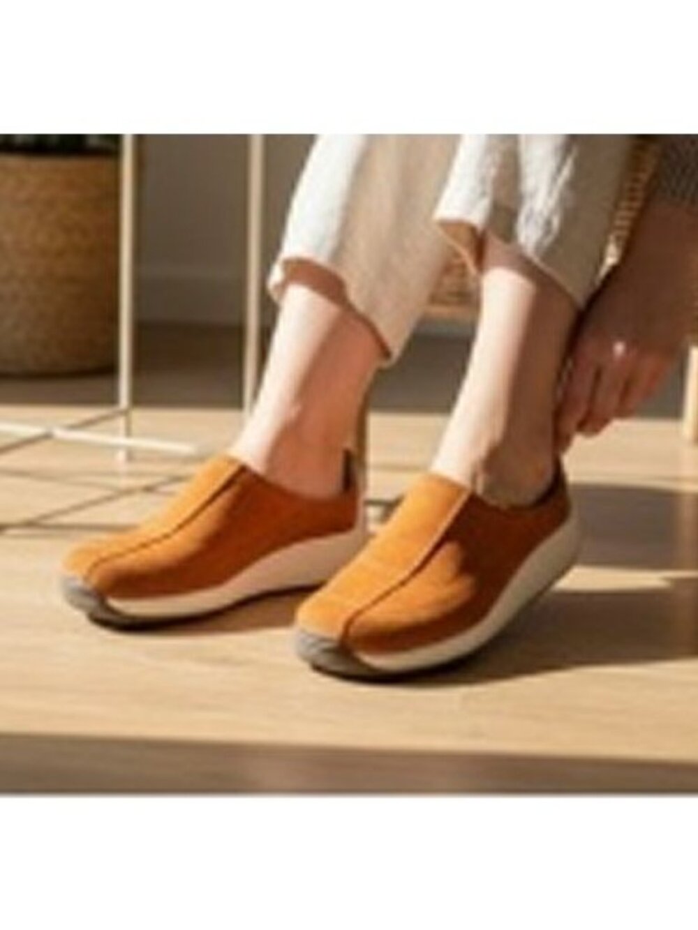 BP BUMPER Pumpkin Suede Clog Shoes Ladies Size 8